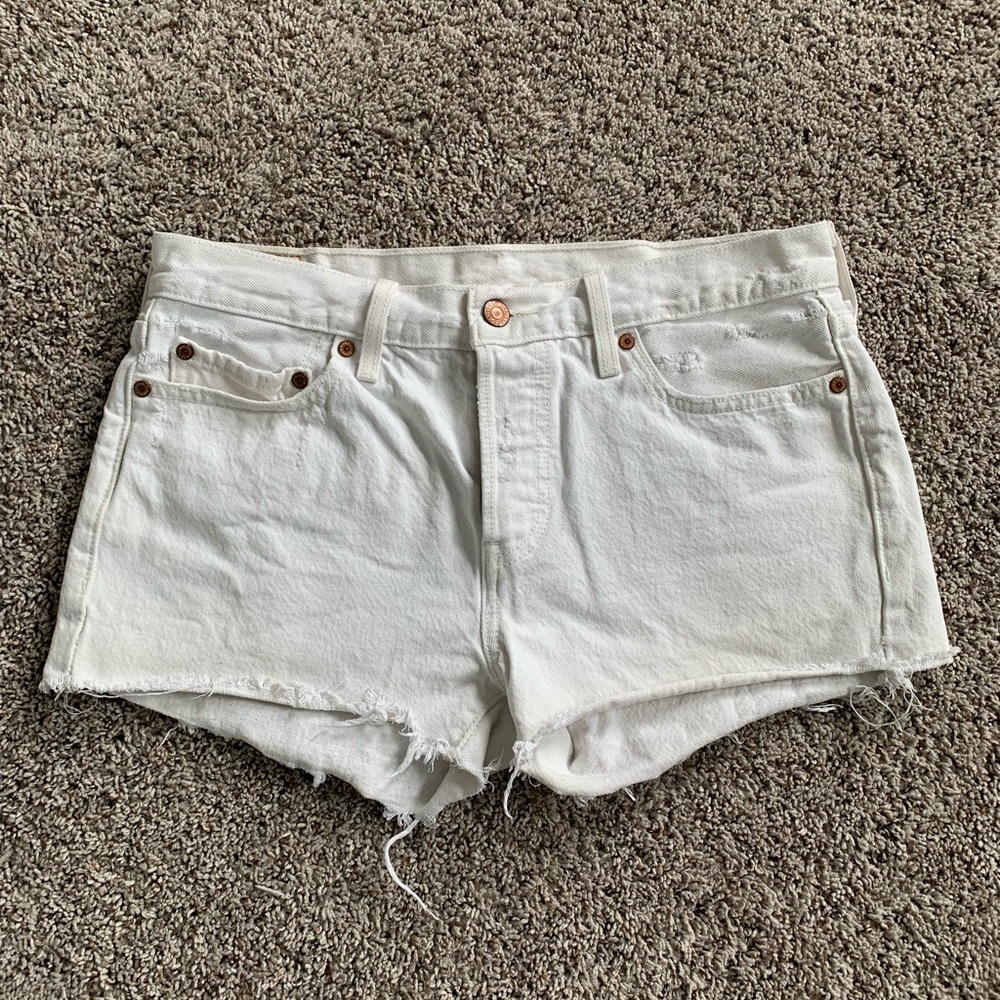 Levi’s White Button Fly Raw Hem Shorts